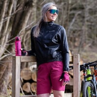 FLOWY BIKE lehká cyklistická větrovka černá